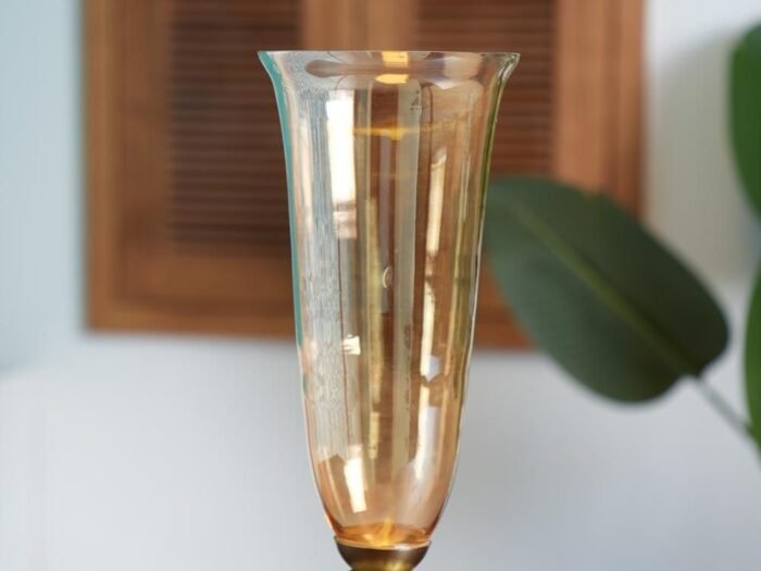 فازة زجاج قاعدة ألمنيوم - Juvale Vase