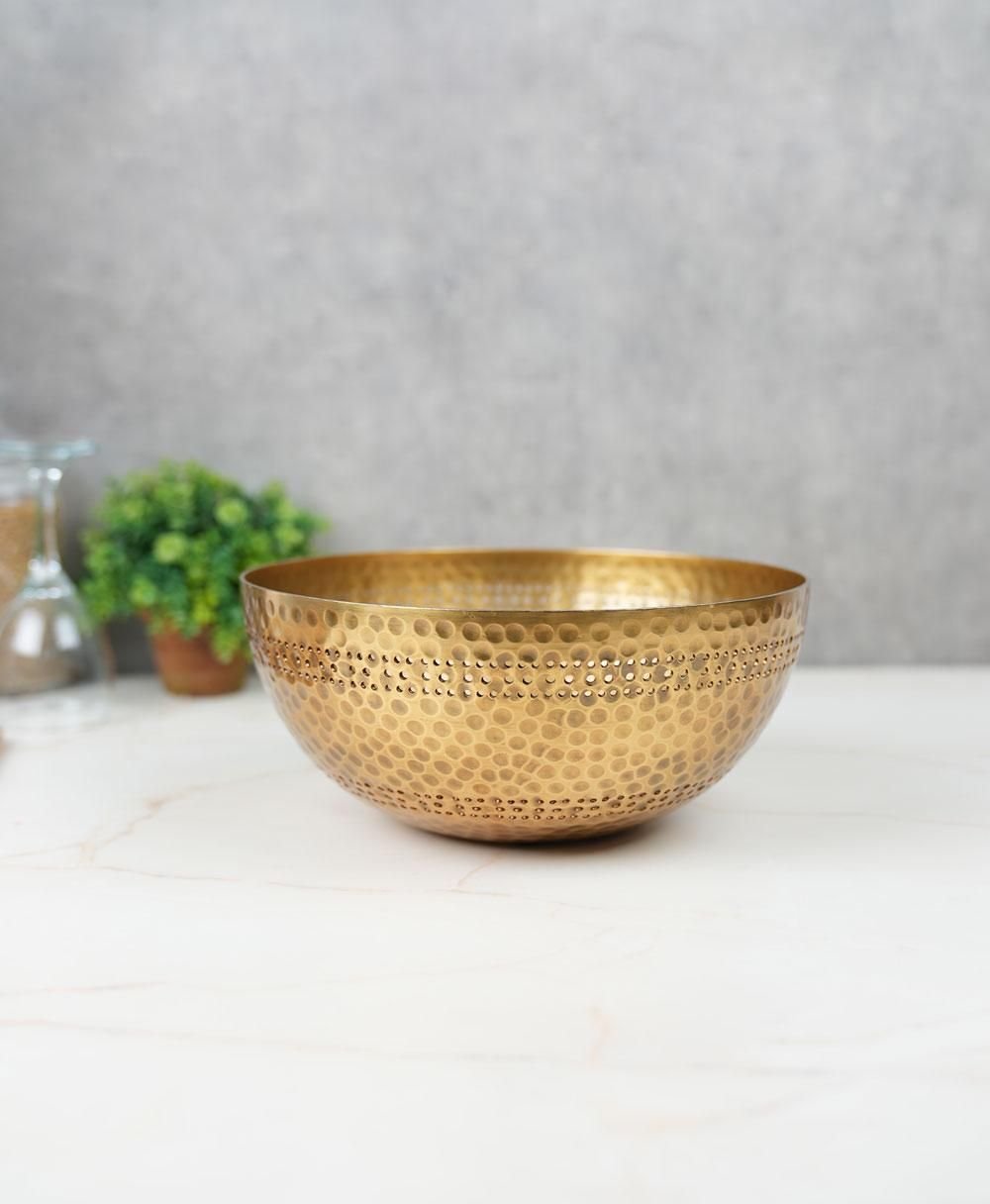 clyh2hdov0f3c01hyh0pff19p_3eBo5rrrdlPfZds2E3RB-2.jpg صحن دائري كبير ألمنيوم - Noble - الصورة 1