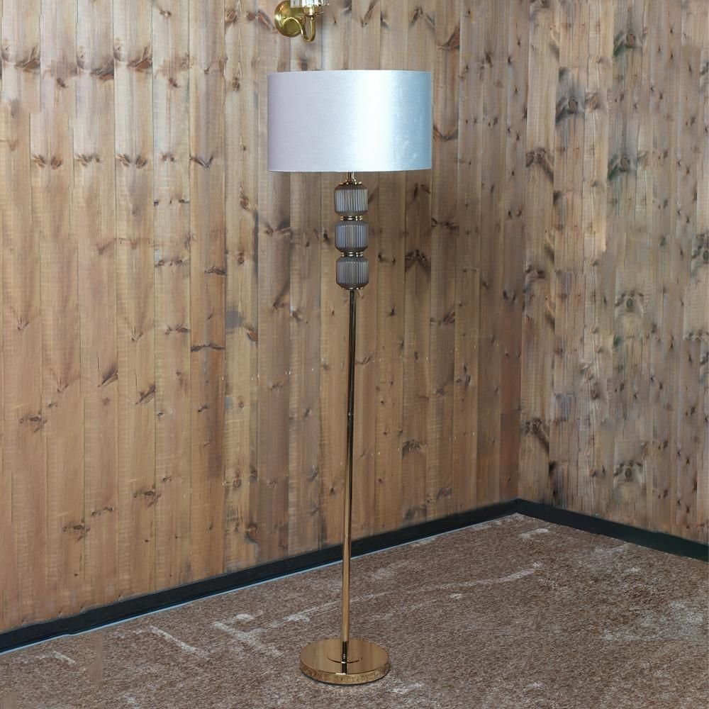 clyhd3rq10flj01hyeu7bgffi_18940475-3.jpg مصباح أرضي زجاج - Breeze - الصورة 1