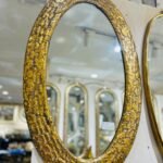 مرآة هندي بيضاوي مع اطار نحاسي