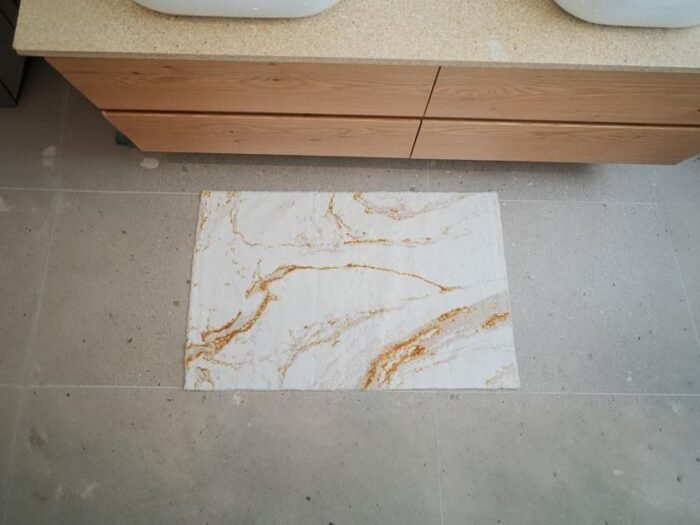 دعسة حمام - Adela Gold