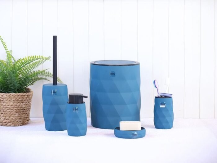 طقم اكسسوار حمام - Luminous Blue & Black