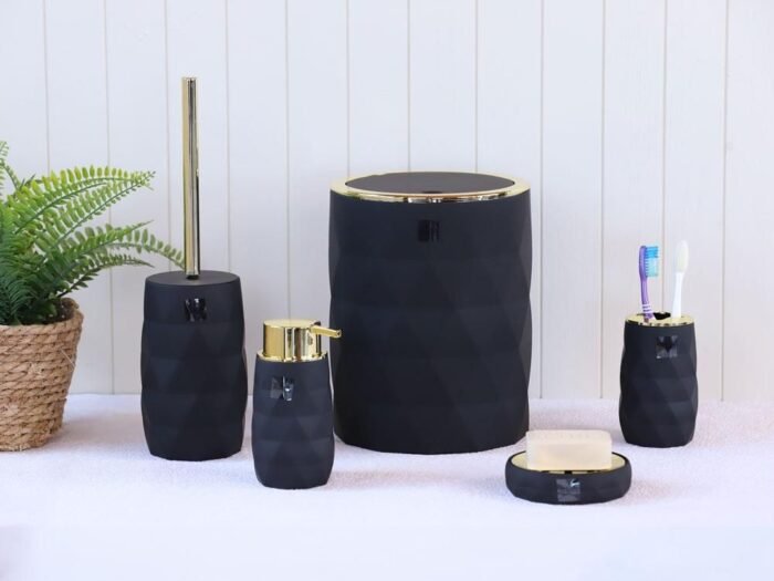 طقم اكسسوار حمام - Luminous Black & Gold