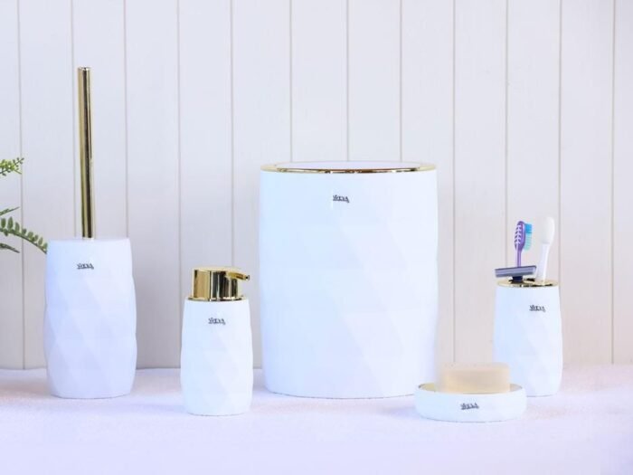 طقم اكسسوار حمام - Luminous White & Gold