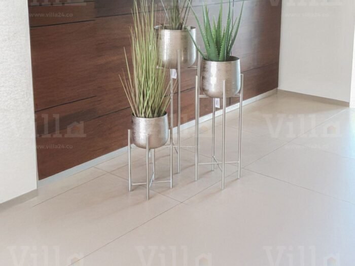 قوار معدني مع ستاند سلفر - Enclave