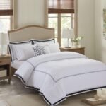 طقم لحاف قطن 100% كينج ابيض وكحلي - OASIS