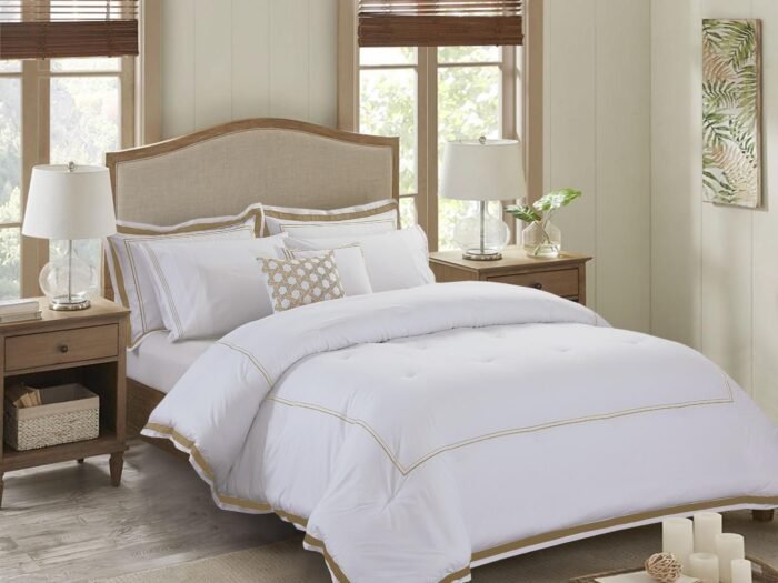 طقم لحاف قطن  100% كينج ابيض وذهبي  - OASIS