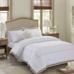 طقم لحاف قطن  100% كينج ابيض وذهبي  - OASIS