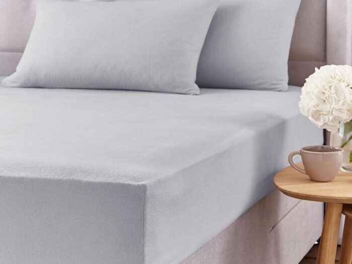 ملف فرشة شتوي فلانيل مفرد ونص  - Spain