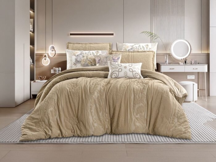 طقم لحاف شتوي كينج بني مخمل - CHARM
