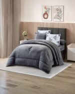 ⁦طقم لحاف شتوي فرو ناعم كينج - ASIAN⁩ - الصورة ⁦2⁩