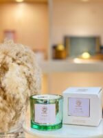 ⁦شمع معطر 220 غرام - Bourgo⁩ - الصورة ⁦4⁩