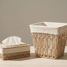 images (4) طقم سلة مع علبة محارم مصنوع من القش والقماش - الصورة 1