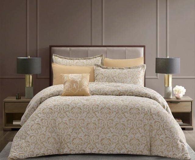 طقم لحاف كينج جاكار 7 قطع ذهبي - Paisley