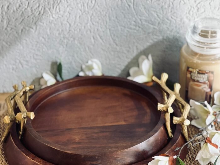 طقم صواني خشب هندي مدور مع يد نحاس