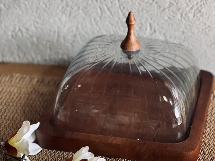جاط حلويات خشب هندي مربع مع غطاء زجاج محزز