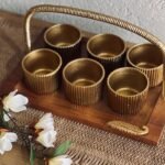 طقم صينية مستطيل مع 6 صحون مكسرات نحاس هندي محزز مع مسكة قوس