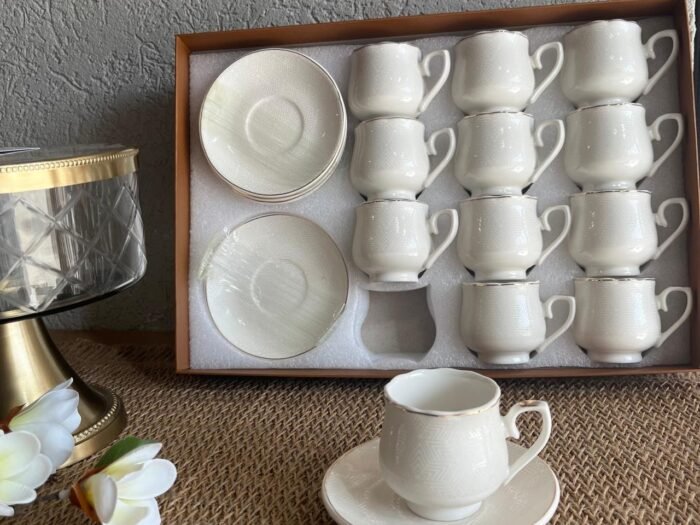 طقم فناجين قهوة 12\12 بورسلان أبيض