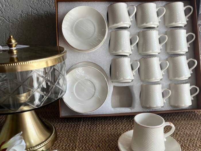 طقم فناجين قهوة 12\12 بورسلان أبيض