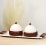 طقم صينية مستطيل تنك بيج مع 2 مضايف مدور خشب محفر وغطا قبة تنك بيج