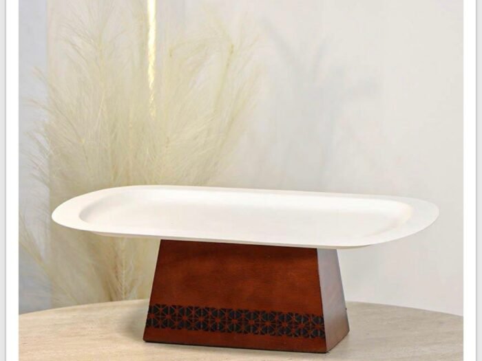 مضيفة مستطيل 42*28 سم تنك بيج قاعدة خشب محفر