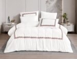 ⁦طقم لحاف كينج 7 قطع أبيض - Linen⁩ - الصورة ⁦3⁩